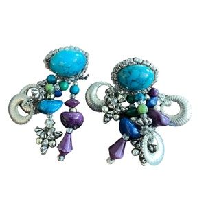 Earrings: fun, colorful and very lightweight!